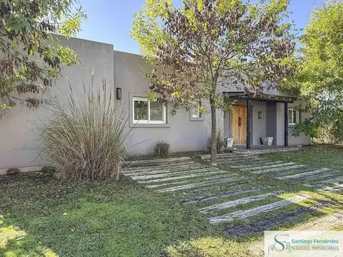 Casa 3 dormitorios parrilla jardin en BC El Aljibe Manzanares