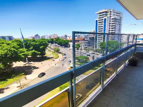 Departamento de 4 ambientes en Venta en Parque centenario