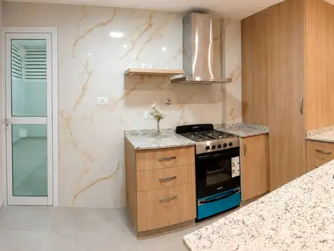 Departamento 4 ambientes con 2 baños