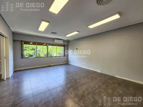 Alquiler oficina 73 m2 predio multiempresa con seguridad Olivos Vicente Lopez