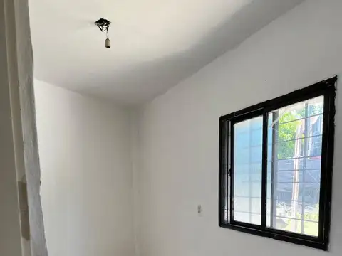 Casa en Venta Sobre Calle Laferrere 2650, Lomas de Zamora