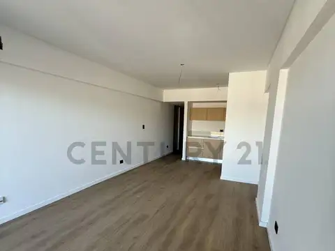 Av. San Martin 4000, Piso 0