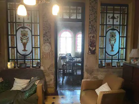 Casa 6 ambientes con 1 baño