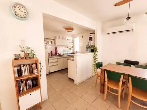 Depto Tipo Casa en Venta en Castelar, USD 85.000