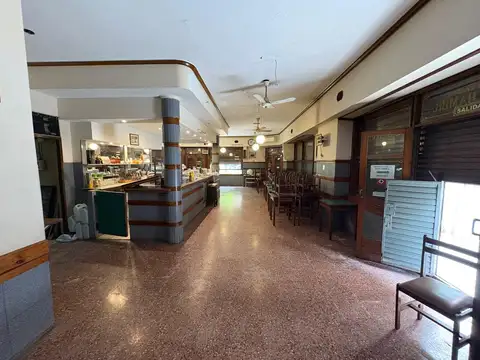 Local en Alquiler en Balvanera, USD 3.500