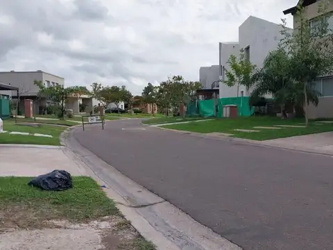 Terreno en Venta en Pilar del Este - Santa Elena, USD 70.000