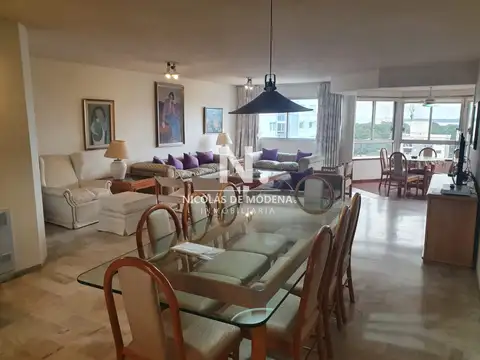 Departamento en Venta de 3 dormitorios