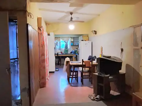 Casa 3 ambientes con 1 baño