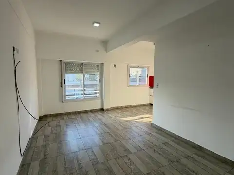 DEPARTAMENTO 2 AMBIENTES CON BALCON EN ALQUILER