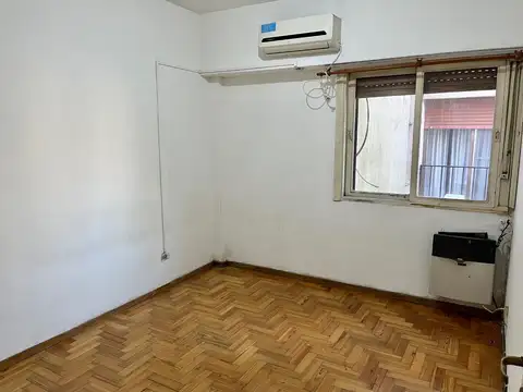 DEPTO DE 3 AMB CON EXCELENTE UBICACION