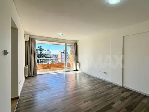 Departamento en Alquiler con 1 cocheras