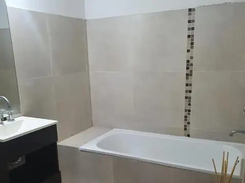 Departamento en Alquiler con 1 cocheras