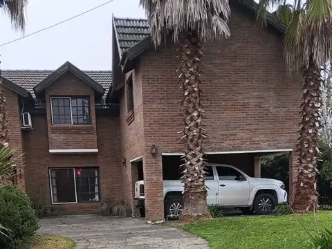 Casa en Venta de 5 dormitorios