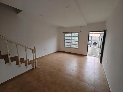 Departamento en Alquiler en Laferrere Norte, $ 800.000