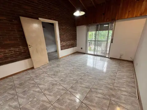 Depto Tipo Casa en Venta de 1 dormitorio