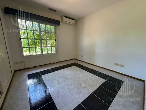 Casa en Alquiler al Este