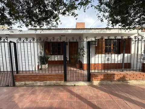 SE VENDE CASA BARRIO EUCALIPTO APTA CREDITO