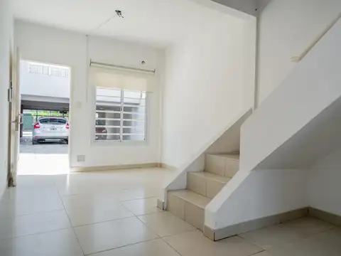 Departamento en Venta en Bernal Oeste, USD 52.000