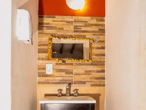 VENTA DE CASA QUINTA EN BLANCO ENCALADA - MENDOZA