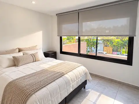Casa 6 ambientes con 2 baños