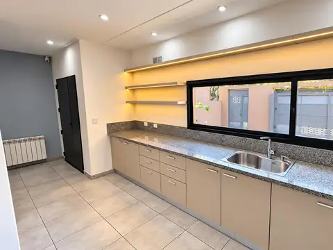 Casa en Alquiler de 4 dormitorios