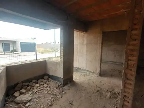 Casa 4 ambientes con 3 baños