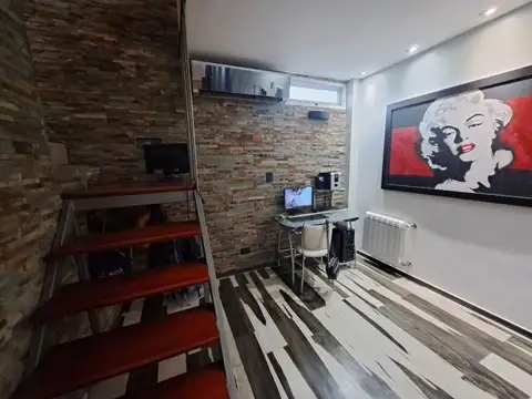 Depto Tipo Casa en Venta de 1 dormitorio