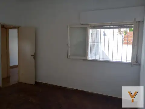 PH en venta - 2 dormitorios 1 baño - 82mts2 - La Plata