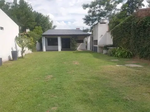 Casa en Villa Amelia