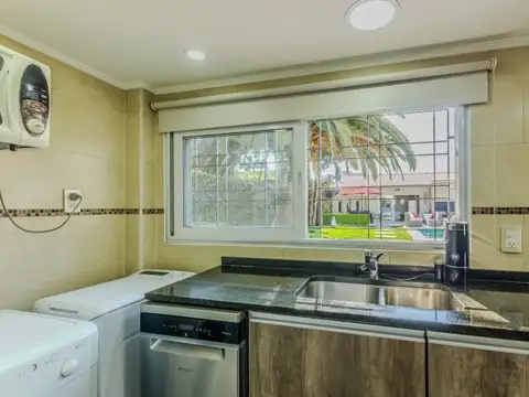 Casa 3 ambientes con 3 baños