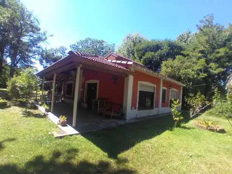 PILAR - LA LONJA - CASA - A METROS DE  RUTA 8 -  PARQUE - PILETA - MUY BUENA UBICACION