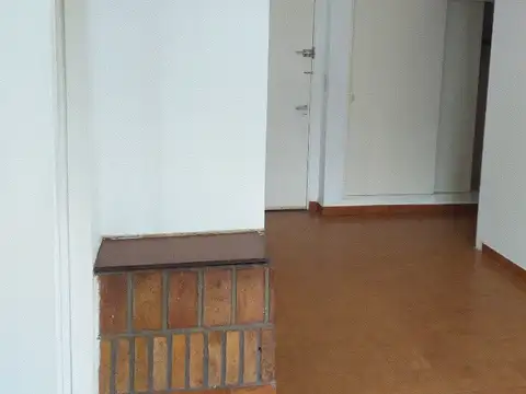 Rioja 4000, Piso 01
