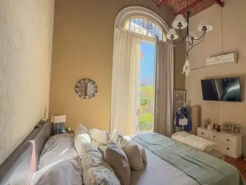 Depto Tipo Casa en Venta 76 años