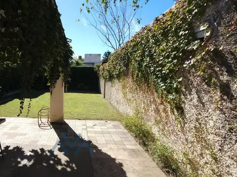 ALQUILER Casa Amoblada 1 Habitación con Gran Parque, España al 500, Pergamino
