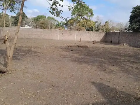 SE VENDE TERRENO , 20x45 (900 M2) , URRIBARIE 1169