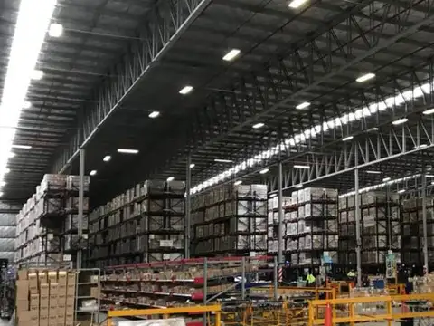 Depósito AAA en Garín