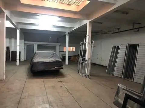 Local en Venta en Rafael Calzada, USD 400.000