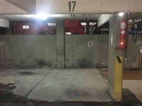 Av. Maipu 3500 - FIja Cubierta - Auto Grande Acceso x Rampa - Consulte Otras -
