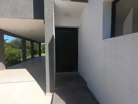 Casa en Venta en Villa Catalina, USD 160.000