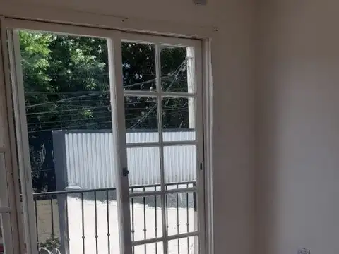 Departamento en Alquiler en Pablo Nogues, $ 650.000