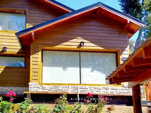 Casa 4 ambientes con 2 baños