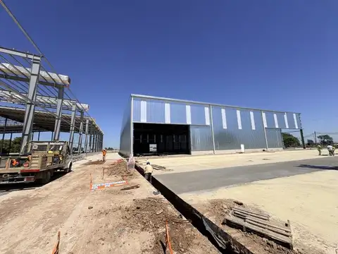 Galpon en Alquiler 46  mts Frente