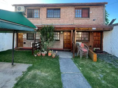 Casa 3 ambientes con 2 baños