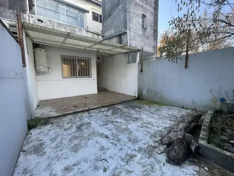 PH en venta - San Fernando - 1 dormitorio - patio y cochera