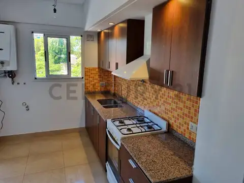Departamento 2 Ambientes Súper Luminoso con Cochera – Contrafrente en San Fernando | 55 m² Totales