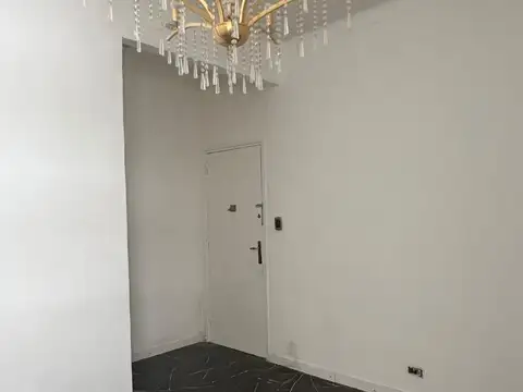 Departamento en Alquiler en Balvanera, $ 680.000