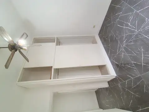 Ecuador 800, Piso 2