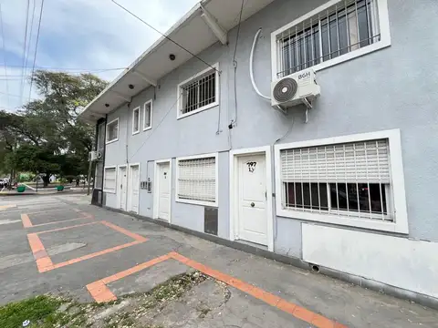 LOCAL Y DEPARTAMENTOS - VENTA EN BLOCK