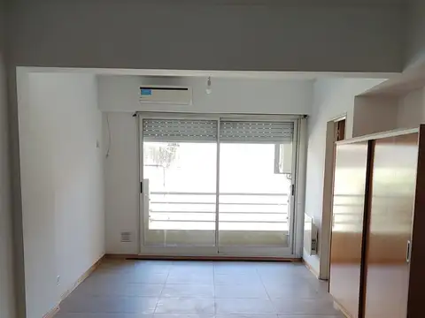 Departamento en alquiler en Palermo monoambiente contrafrente balcon