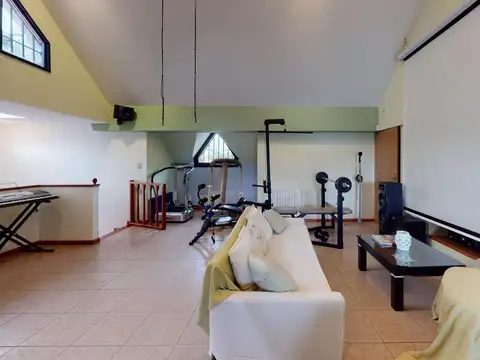 VENTA CASA 6  AMBIENTES PILETA CLIMATIZADA PARQUE COCHERAS VILLA DEVOTO